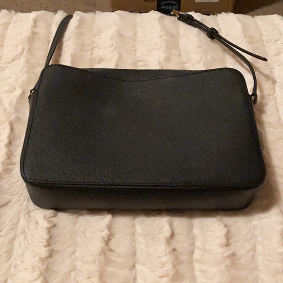 Black purse, Michael Kors - Picture 2 of 2